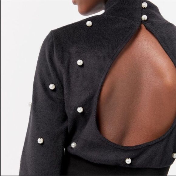 Urban Outfitters Audrey Cropped Pearl Sweater - Picture 2 of 10